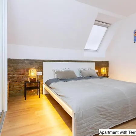 Apartment Stylish In The Centre Bratislava