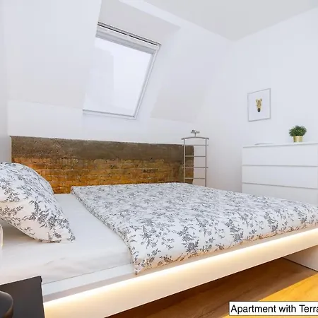 Apartment Stylish In The Centre Bratislava